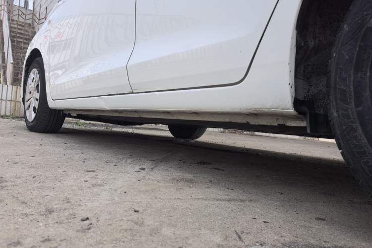 Used Honda Fit 2021 1.5L CVT Trend Edition Left Side Sill