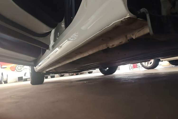 Used Honda Fit 2021 1.5L CVT Trendy Edition Left Side Sill