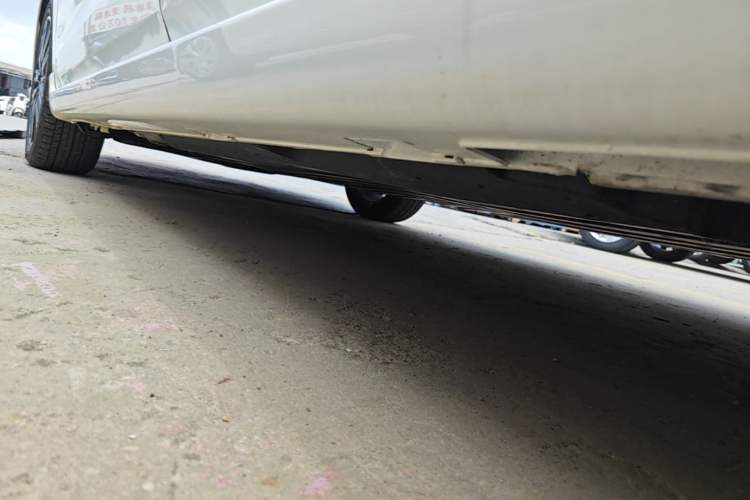 Used Honda Fit 2021 1.5L CVT Trendy Run Pro Edition Left Side Sill