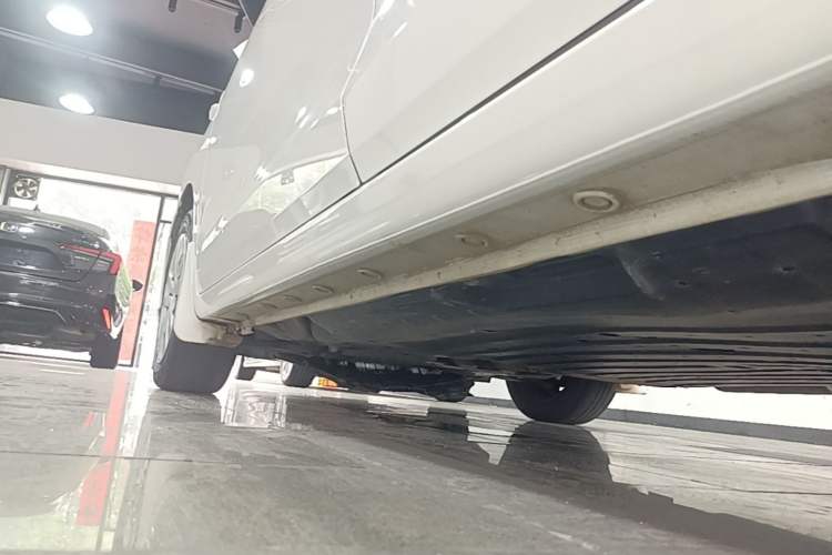 Used Honda Fit 2021 1.5L CVT Trend Edition Left Side Sill