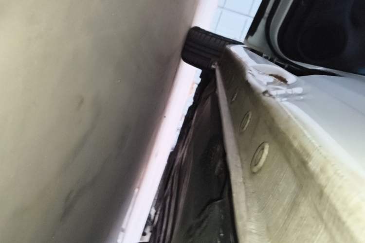 Used Honda Fit 2021 1.5L CVT Trend Edition Left Side Sill