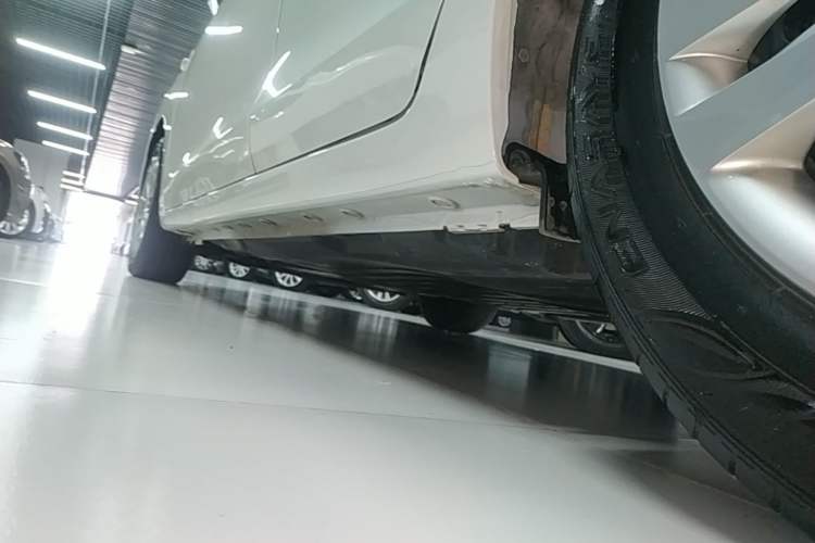 Used Honda Fit 2021 1.5L CVT Trendy Sports Edition Left Side Sill