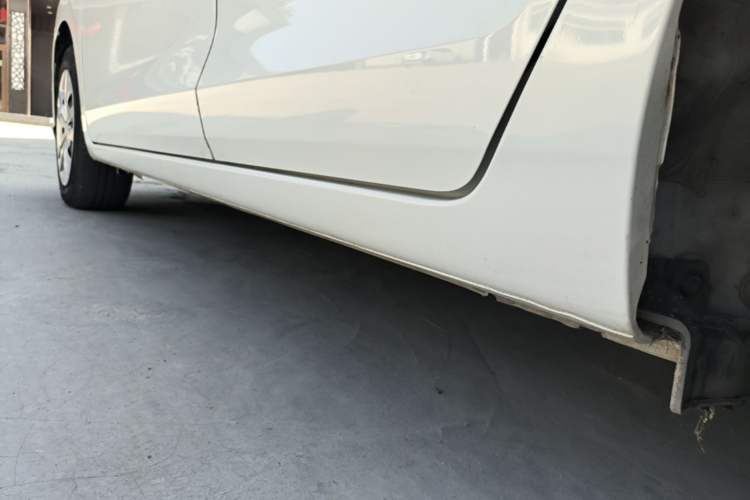 Used Honda Fit 2021 1.5L CVT Trend Edition Left Side Sill