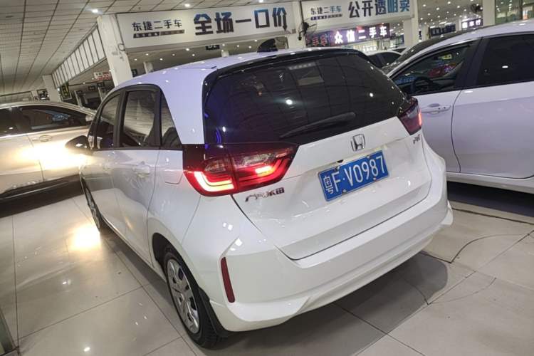 Used Honda Fit 2021 1.5L CVT Trend Edition Rear Left 45 Deg