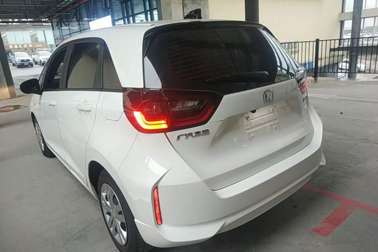 Used Honda Fit 2021 1.5L CVT Trend Edition Rear Left 45 Deg