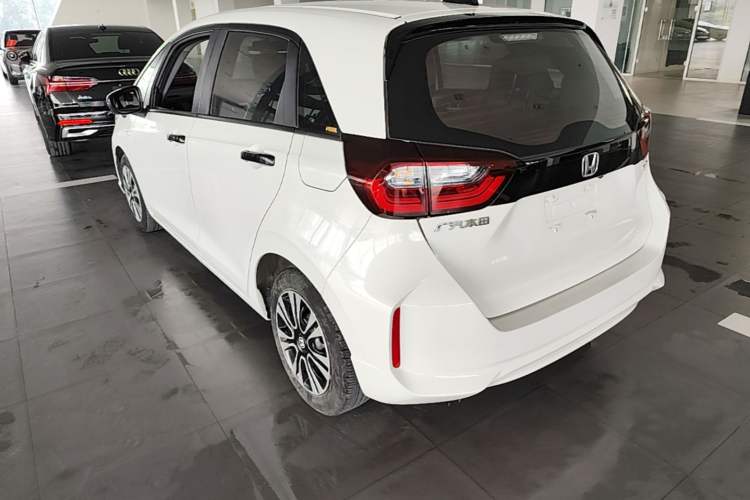Used Honda Fit 2021 1.5L CVT Trendy Edition Rear Left 45 Deg