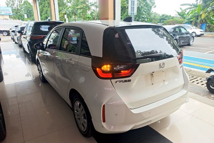 Used Honda Fit 2021 1.5L CVT Trend Edition Rear Left 45 Deg