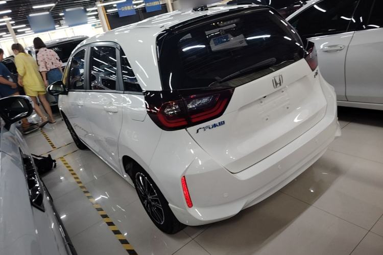 Used Honda Fit 2021 1.5L CVT Trend Edition Rear Left 45 Deg