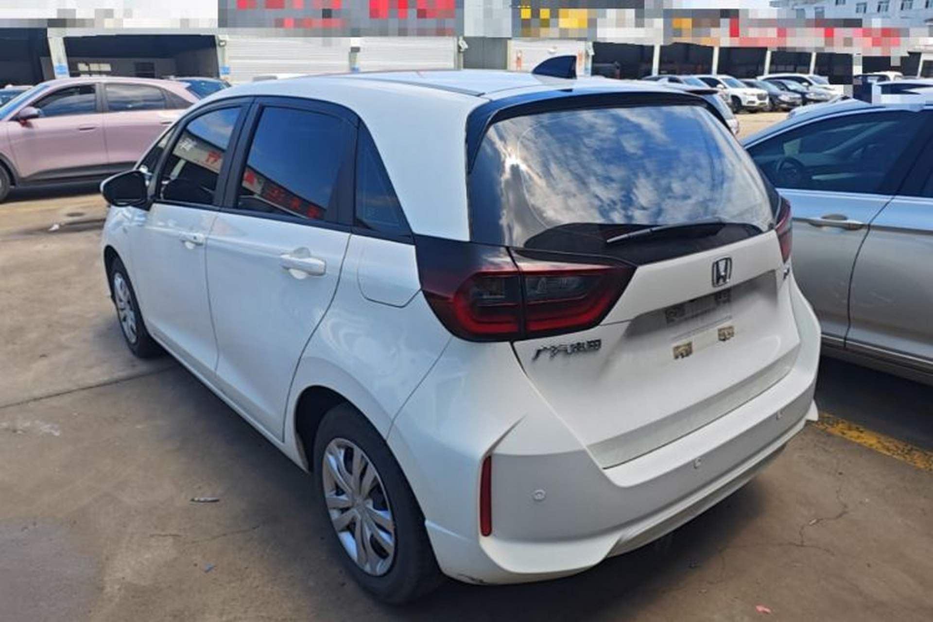 Used Honda Fit 2021 1.5L CVT Trend Edition Rear Left 45 Deg