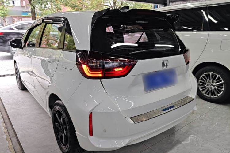 Used Honda Fit 2021 1.5L CVT Trend Edition Rear Left 45 Deg