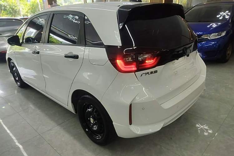 Used Honda Fit 2021 1.5L CVT Trendy Edition Rear Left 45 Deg