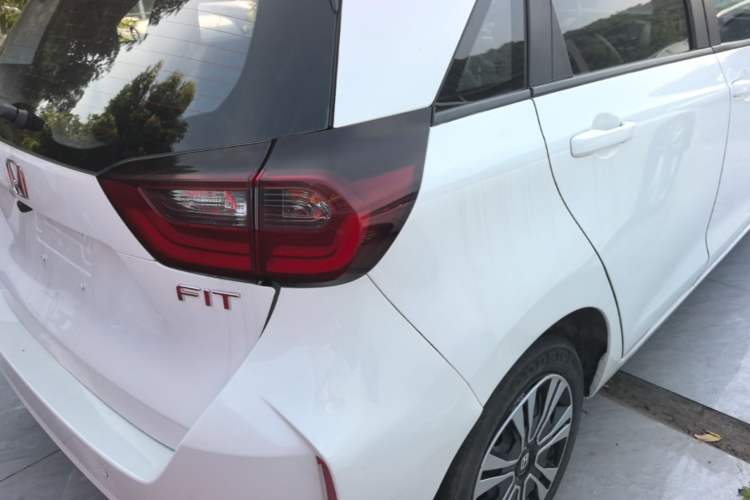 Used Honda Fit 2021 1.5L CVT Trend Edition Rear Right 45 Deg
