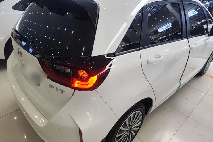 Used Honda Fit 2021 1.5L CVT Trend Edition Rear Right 45 Deg