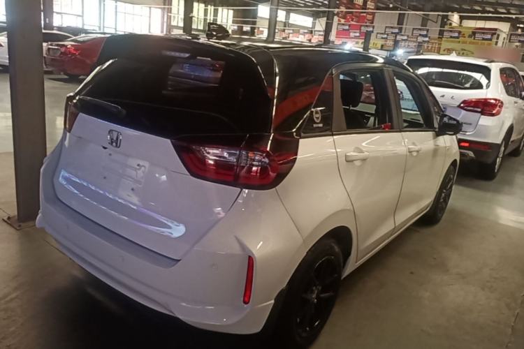 Used Honda Fit 2021 1.5L CVT Trend Edition Rear Right 45 Deg