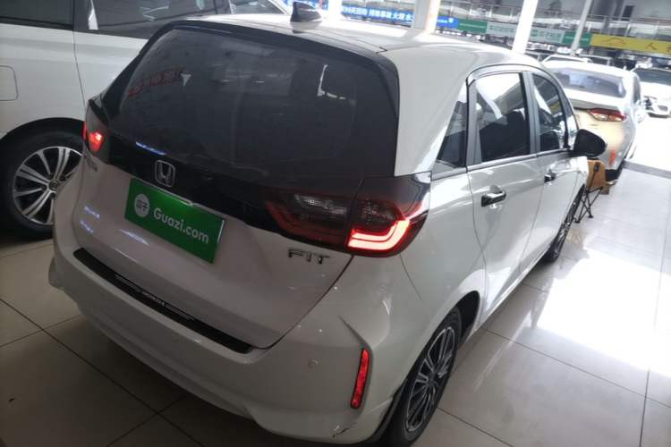 Used Honda Fit 2021 1.5L CVT Trendy Edition Rear Right 45 Deg