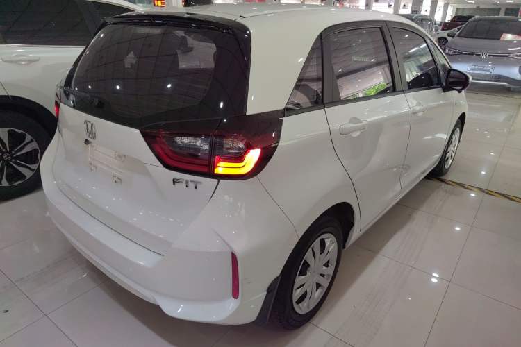 Used Honda Fit 2021 1.5L CVT Trend Edition Rear Right 45 Deg