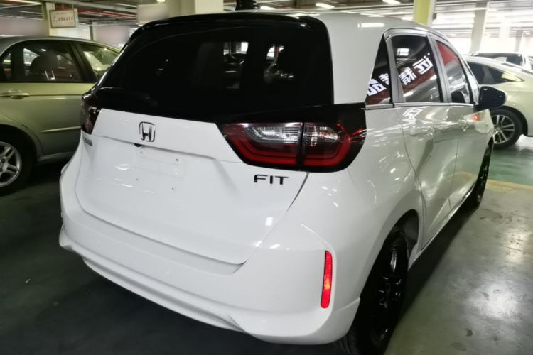 Used Honda Fit 2021 1.5L CVT Trend Edition Rear Right 45 Deg
