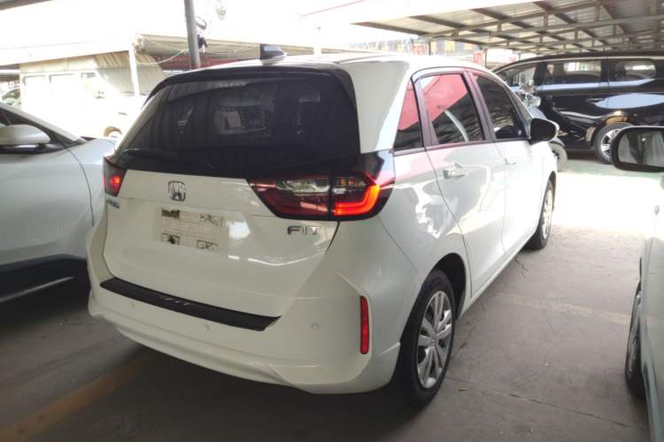 Used Honda Fit 2021 1.5L CVT Trend Edition Rear Right 45 Deg