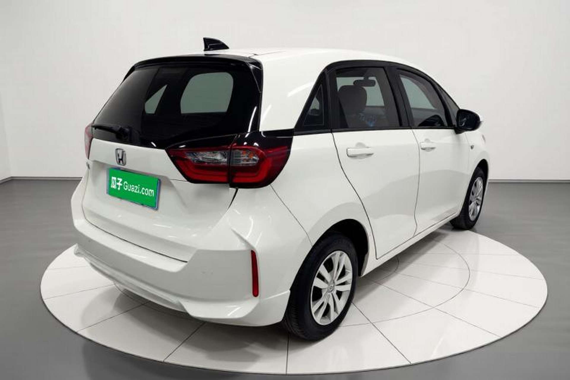 Used Honda Fit 2021 1.5L CVT Trend Edition Rear Right 45 Deg