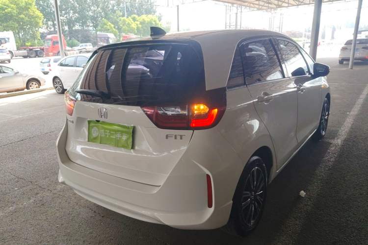 Used Honda Fit 2021 1.5L CVT Trendy Edition Rear Right 45 Deg