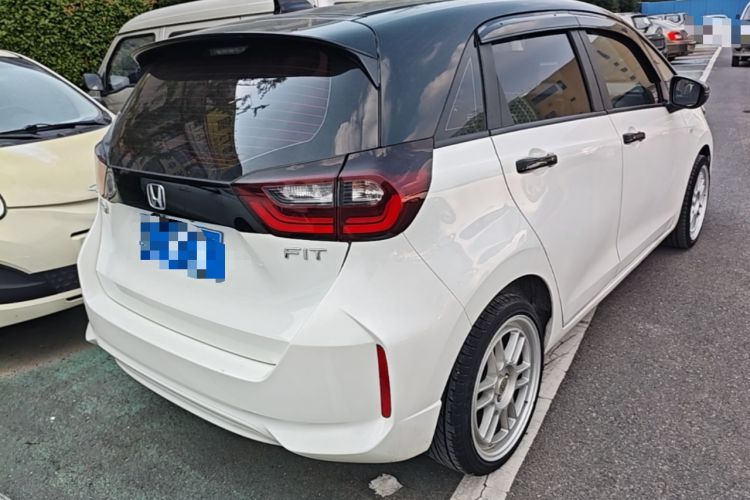 Used Honda Fit 2021 1.5L CVT Trendy Edition Rear Right 45 Deg
