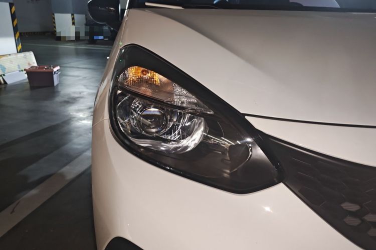 Used Honda Fit 2021 1.5L CVT Trendy Edition Right Front Headlight