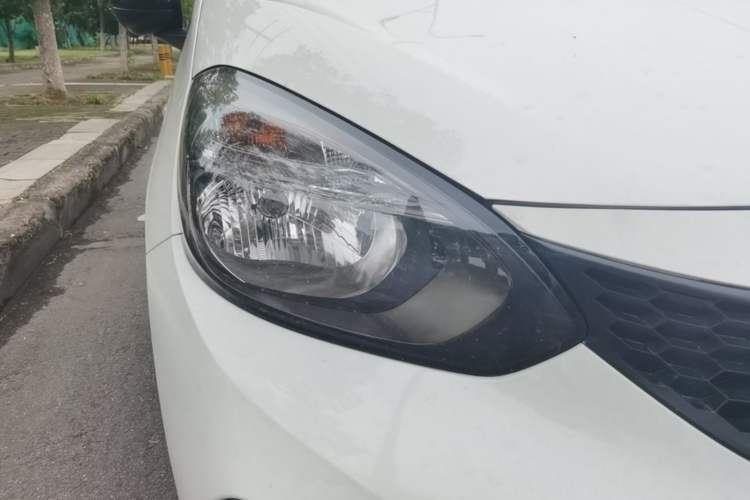 Used Honda Fit 2021 1.5L CVT Trendy Edition Right Front Headlight