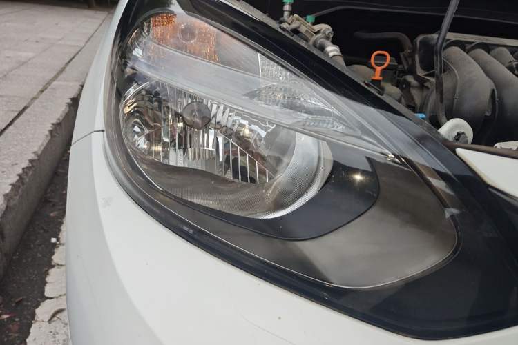 Used Honda Fit 2021 1.5L CVT Trend Edition Right Front Headlight