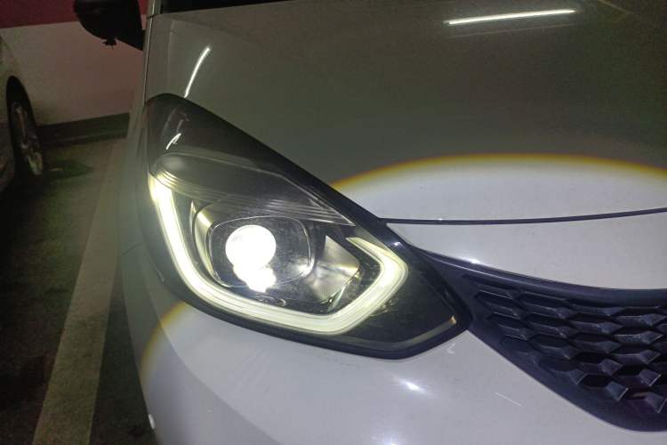 Used Honda Fit 2021 1.5L CVT Trendy Run Pro Edition Right Front Headlight