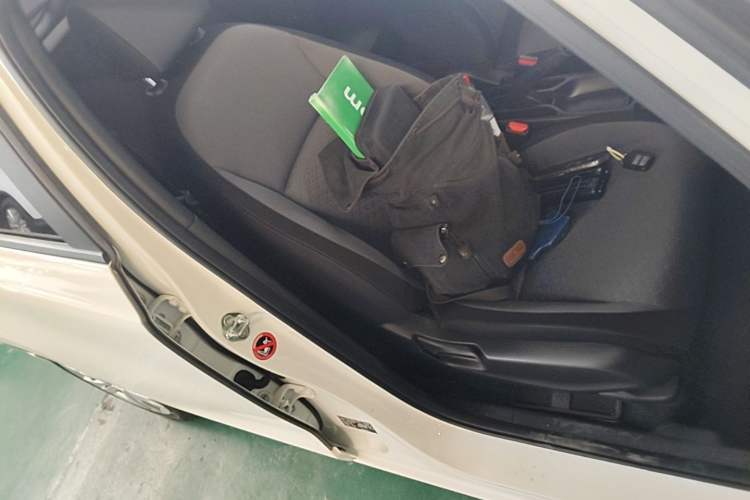 Used Honda Fit 2021 1.5L CVT Trendy Sports Edition Right Front Seat