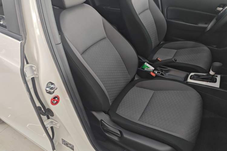 Used Honda Fit 2021 1.5L CVT Trend Edition Right Front Seat