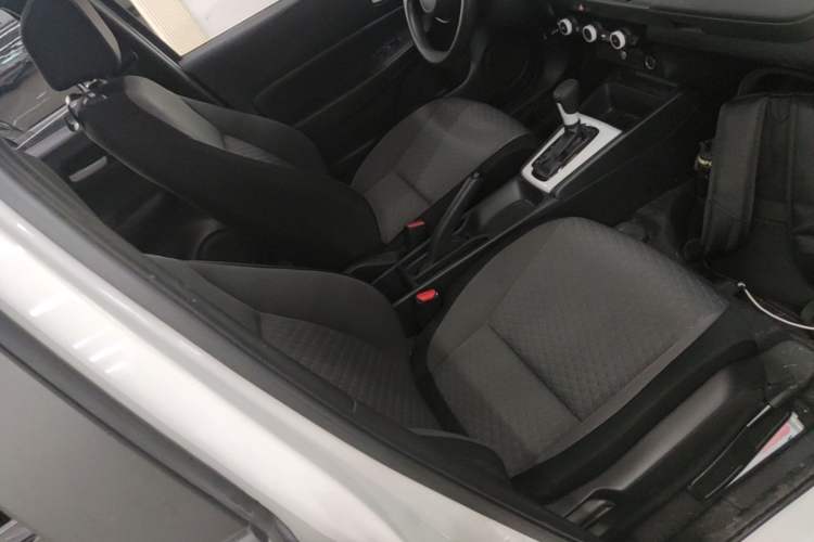 Used Honda Fit 2021 1.5L CVT Trend Edition Right Front Seat
