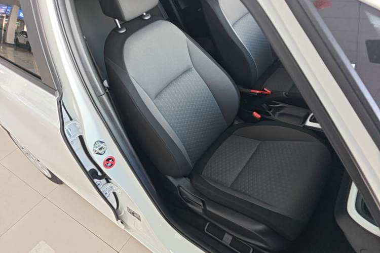 Used Honda Fit 2021 1.5L CVT Trendy Sports Edition Right Front Seat