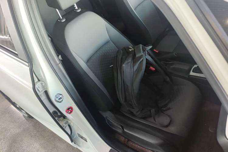 Used Honda Fit 2021 1.5L CVT Trendy Edition Right Front Seat