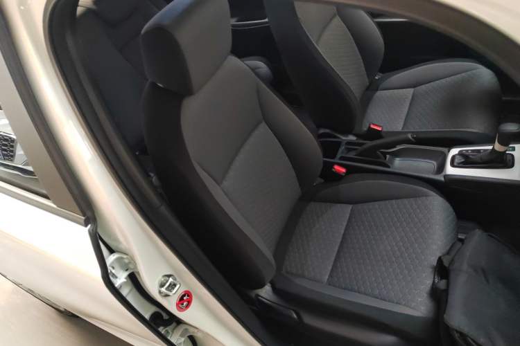 Used Honda Fit 2021 1.5L CVT Trendy Edition Right Front Seat