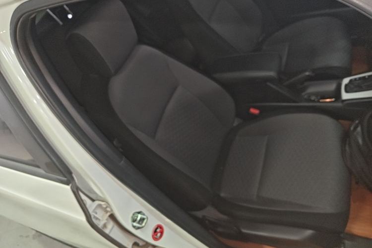 Used Honda Fit 2021 1.5L CVT Trendy Edition Right Front Seat
