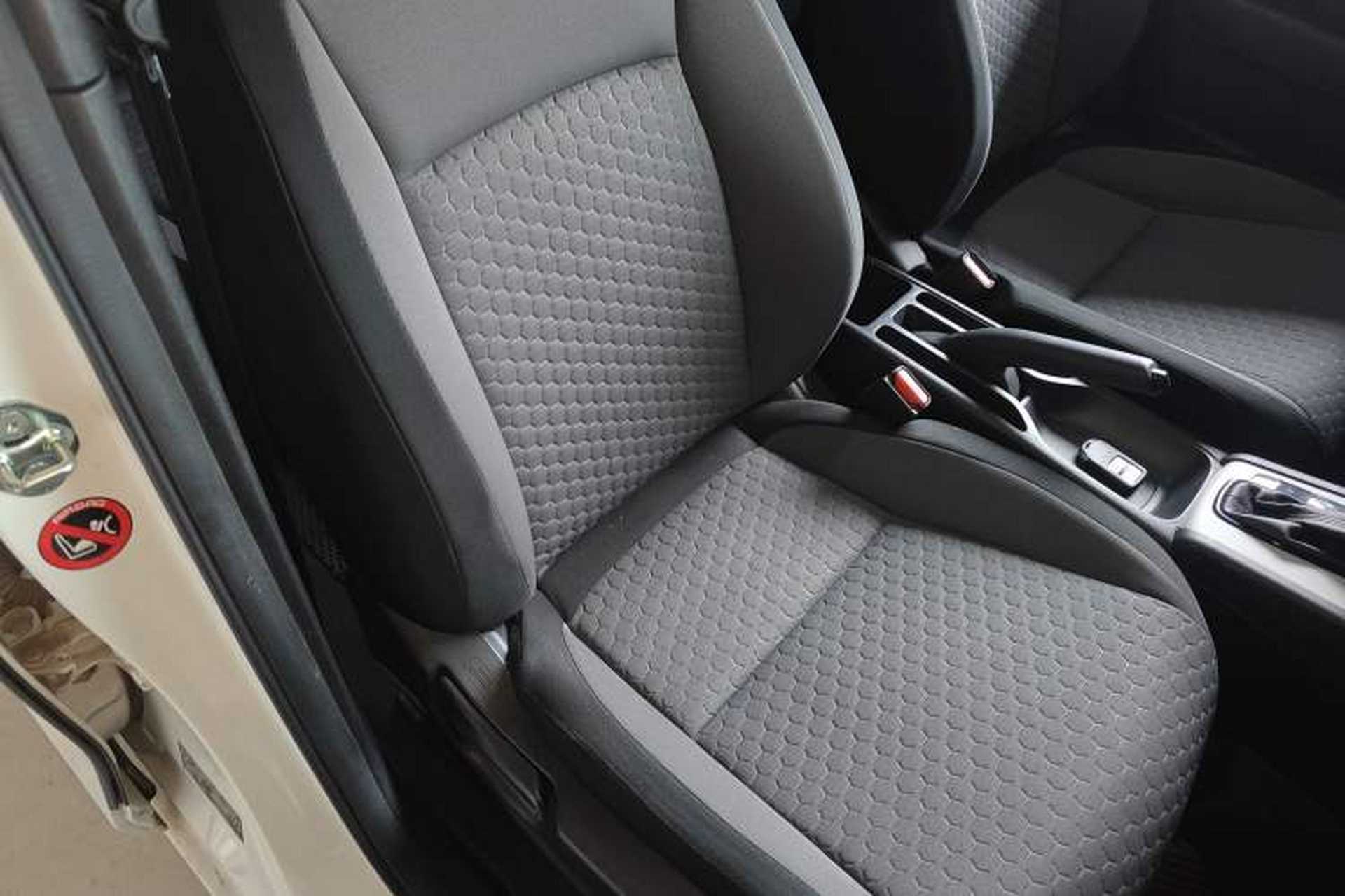 Used Honda Fit 2021 1.5L CVT Trend Edition Right Front Seat