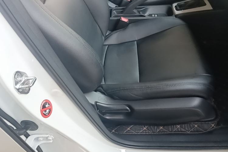 Used Honda Fit 2021 1.5L CVT Trend Edition Right Front Seat