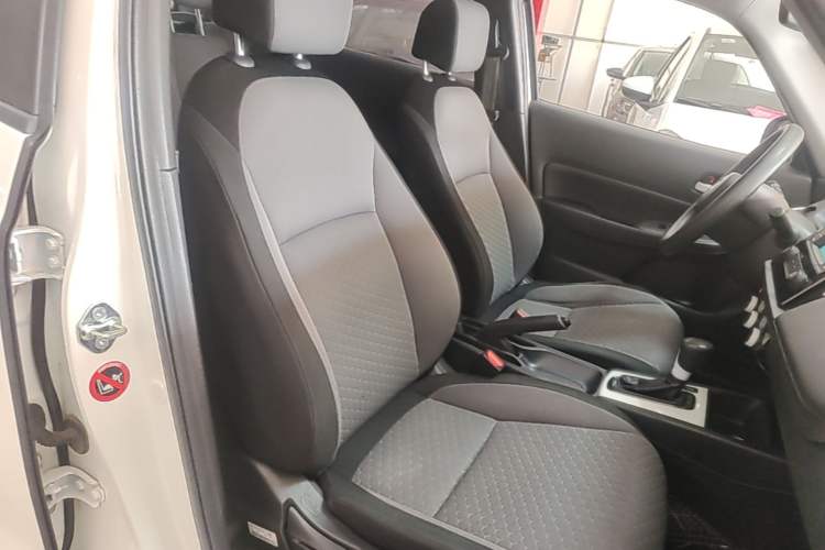 Used Honda Fit 2021 1.5L CVT Trend Edition Right Front Seat