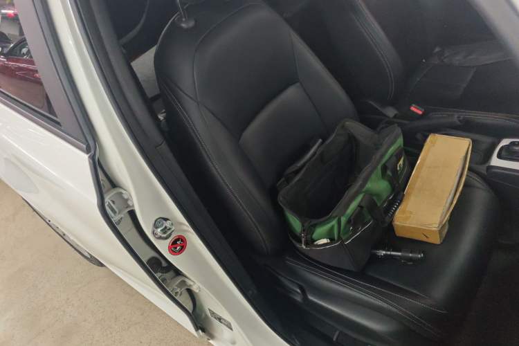 Used Honda Fit 2021 1.5L CVT Trend Edition Right Front Seat