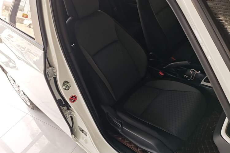 Used Honda Fit 2021 1.5L CVT Trend Edition Right Front Seat