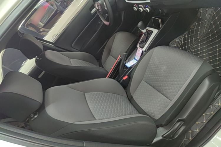 Used Honda Fit 2021 1.5L CVT Trendy Sports Edition Right Front Seat