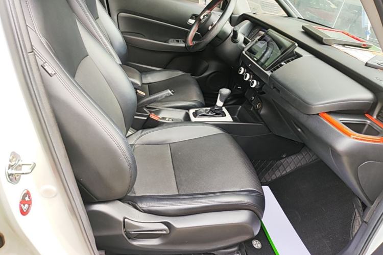 Used Honda Fit 2021 1.5L CVT Trendy Sports Edition Right Front Seat