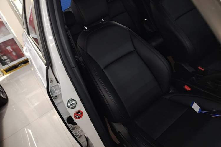 Used Honda Fit 2021 1.5L CVT Trend Edition Right Front Seat