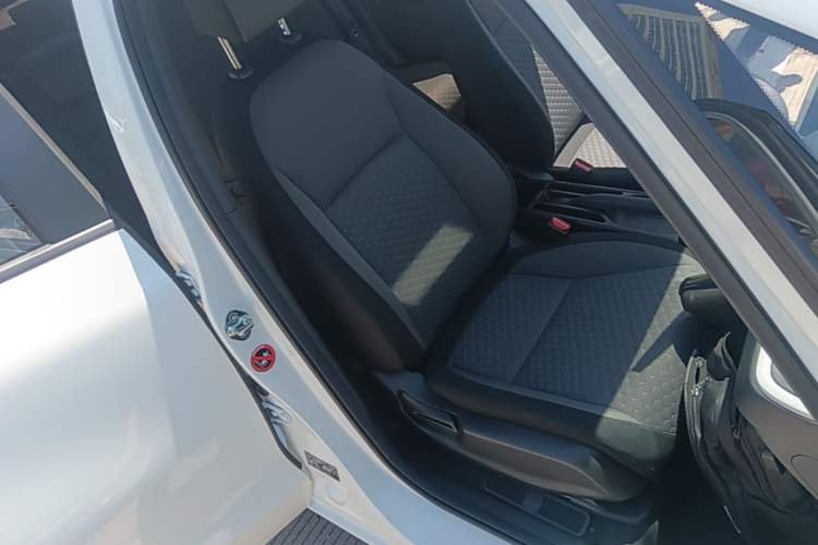 Used Honda Fit 2021 1.5L CVT Trendy Run Pro Edition Right Front Seat