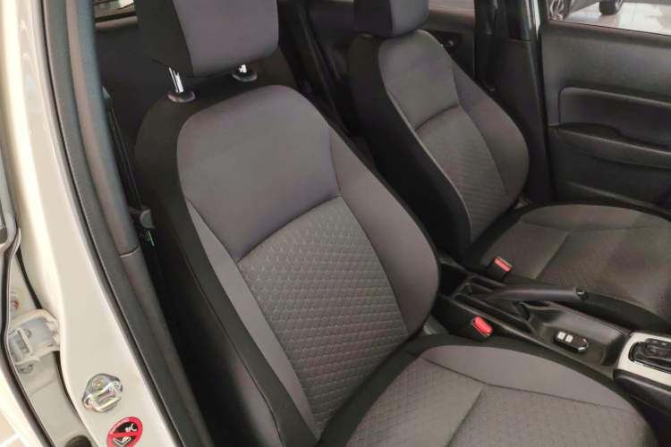 Used Honda Fit 2021 1.5L CVT Trend Edition Right Front Seat