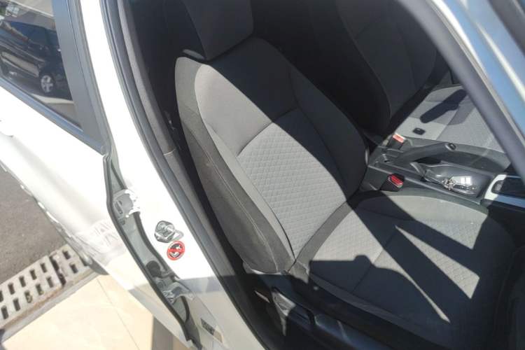 Used Honda Fit 2021 1.5L CVT Trend Edition Right Front Seat