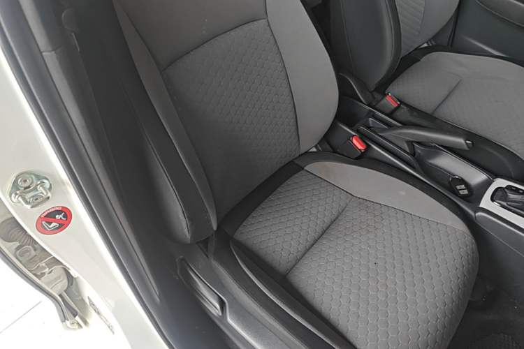 Used Honda Fit 2021 1.5L CVT Trend Edition Right Front Seat