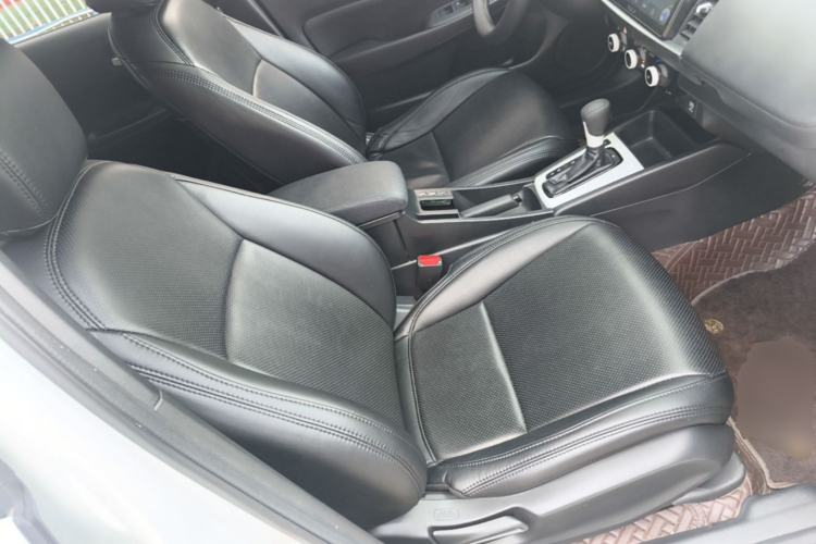 Used Honda Fit 2021 1.5L CVT Trendy Sports Edition Right Front Seat