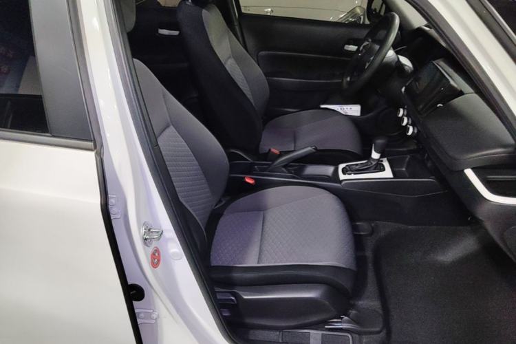 Used Honda Fit 2021 1.5L CVT Trendy Edition Right Front Seat